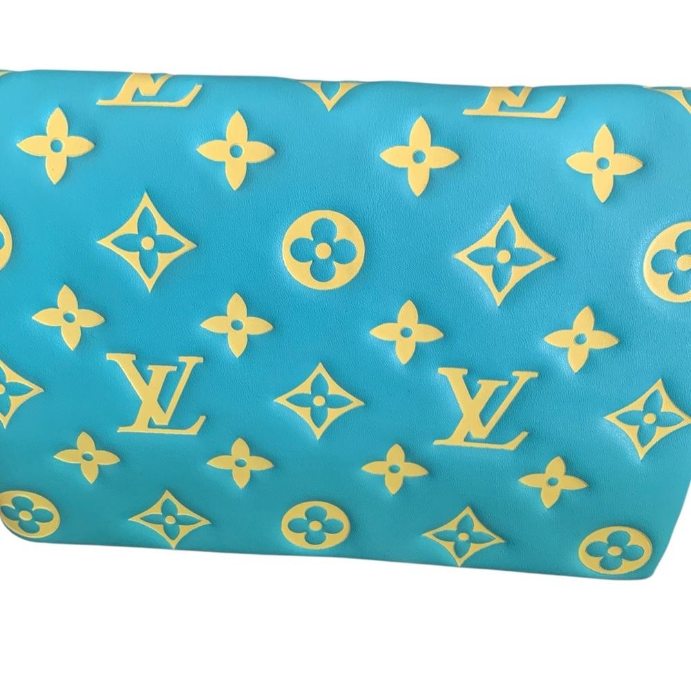 🆕Louis Vuitton Style Embossed Monogram Vuittamins Pochette Coussin Menthe Jaune🆕 - Picture 4 of 16